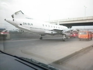 Illustration for article titled Behold the Weird Glory of Airplanes Driving on Roads